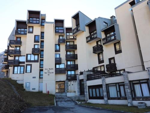 Studio Confortable avec Balcon, Près des Pistes et Commerces