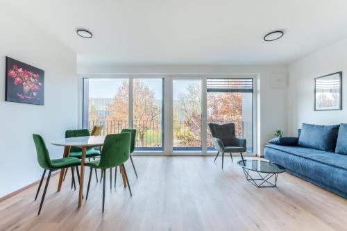 RIVERSIDE APARTMENTS Premium Living with great view