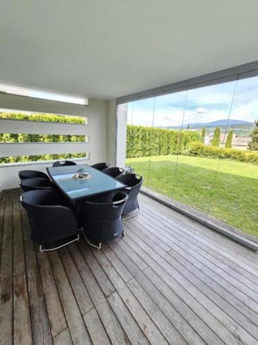 Design Apartment Velden am Wörthersee mit Terrasse & Parkplatz