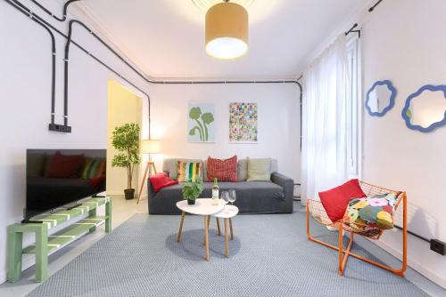 San Francisco Street by Next Stop Bilbao