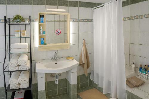 Georgias house 7 min from Athens airport
