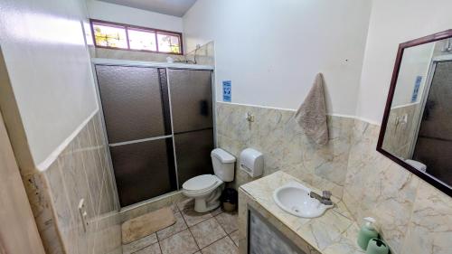 Bany a Guamacayan House