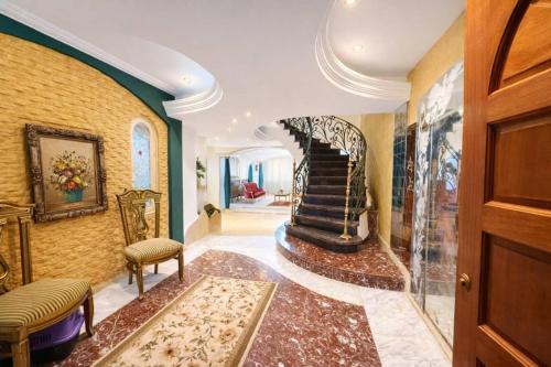 Villa Apartment Nile View in City Center Near Grand Museam