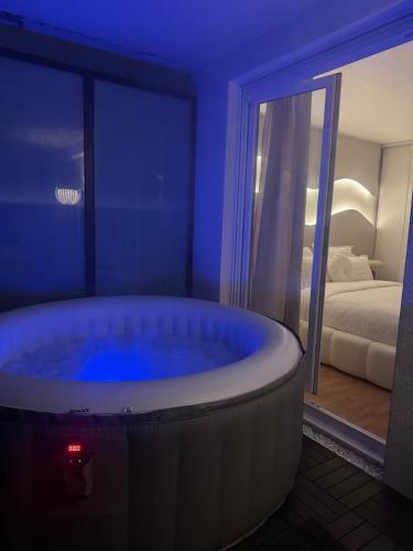 Bubble Home Relaxation and Modernity in Strasbourg
