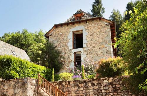 les Cayrouses French Country Cottage