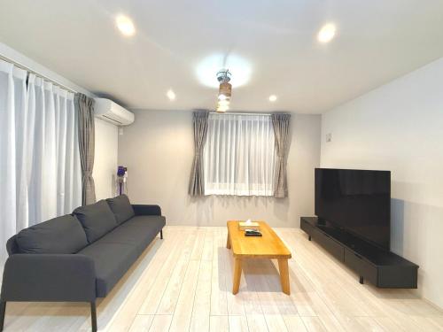 HOUSTAY NISSIJIN A Private House with Parking