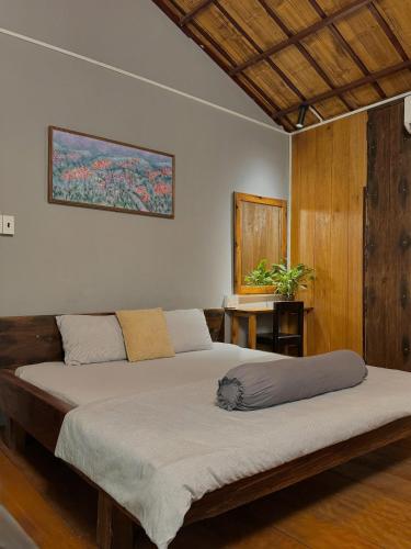 a bedroom with two beds in a room at Cat Bungalow Stay in Cư Chinh