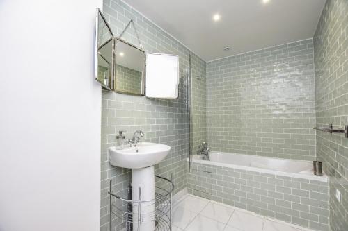 Elegant apartment - 3BR-8P - Gare de l'est