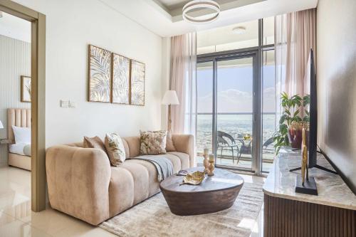 Frank Porter - Aykon City, Business Bay