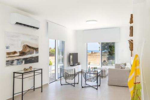 Seaside Sunrise Familly Villa