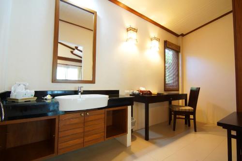 Fotografie z fotogalerie ubytování Aonang Phu Petra Resort, Krabi - SHA Plus v destinaci pláž
