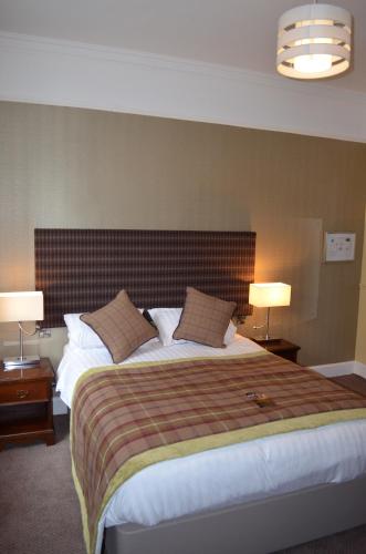 Friars Carse Country House Hotelにあるベッド