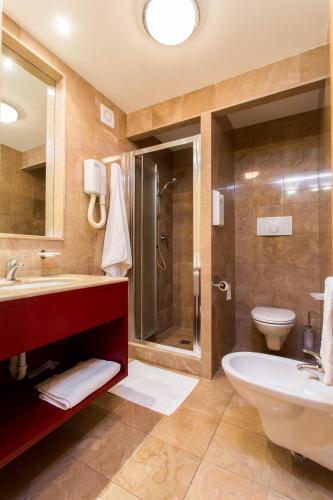 Koupelna v ubytování Hotel Santa Lucia