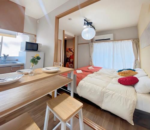 Open sale! Direct access from Narita Airport, 2 stops to Asakusa in 8 minutes, up to 4 people, 1F, downtown Tokyo, Wi-Fi 21