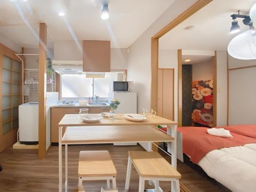 Open sale! Direct access from Narita Airport, 2 stops to Asakusa in 8 minutes, up to 4 people, 1F, downtown Tokyo, Wi-Fi 21