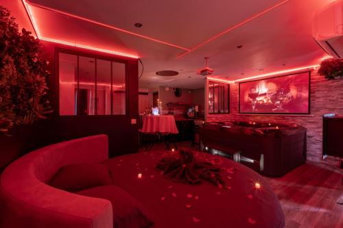 Appartement Love Room/Jacuzzi photo 10