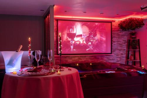 Appartement Love Room/Jacuzzi photo 11