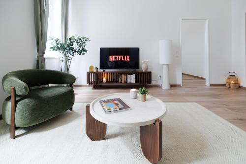 Luxury City Center Suite