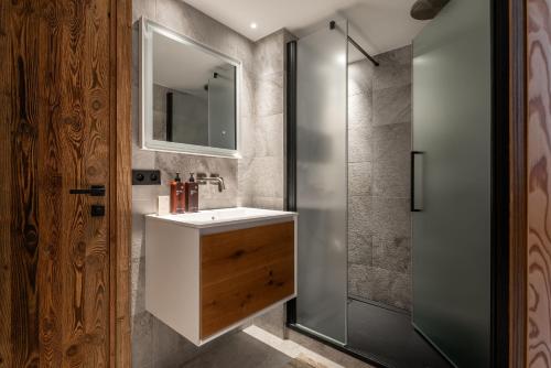 Apartment Onyx Val d'Isère - by EMERALD STAY photo 3