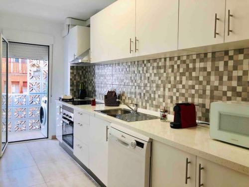 Apartamento cerca de playa y Ciudad de Ciencias