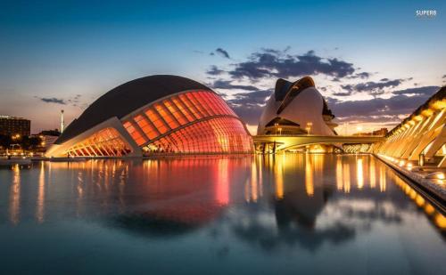 Apartamento cerca de playa y Ciudad de Ciencias
