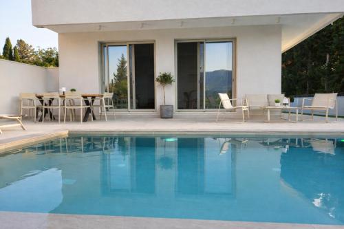 Villa Harmony Luxury Resort