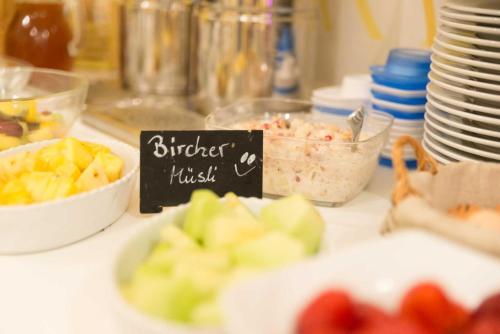 Еда / где поесть недалеко от гостевого дома