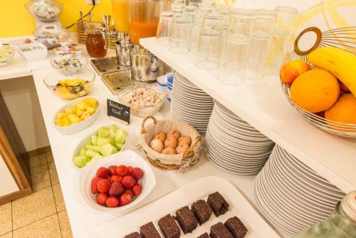 Еда / где поесть недалеко от гостевого дома