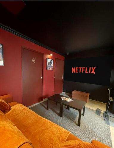 Studio Cinema