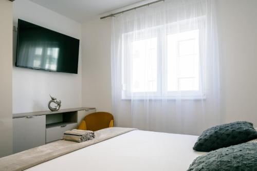 Luxury Apartment Adri with 2 parking spots