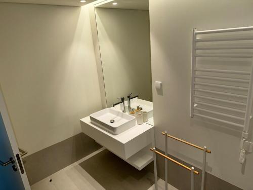 Life Happens Bayline Luxurious Oceanfront