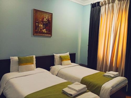 Marvarid Hotel