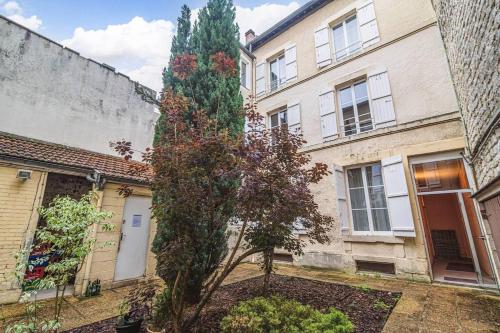 Central fully equiped apartment near Cathedral