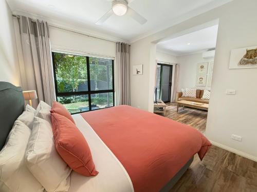 Llit o llits en una habitació de Pet Friendly - Studio Apartment