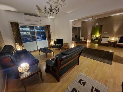 Luxurious and cozy flat in Dhanmondi