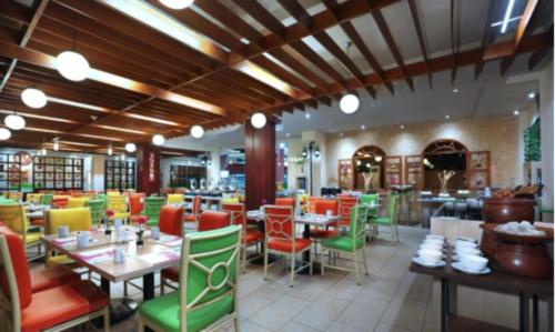 Gallery image of favehotel Premier Cihampelas in Bandung