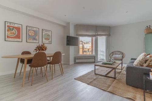 Modern apartment-2Bedrooms 1Bathroom-Chamberí