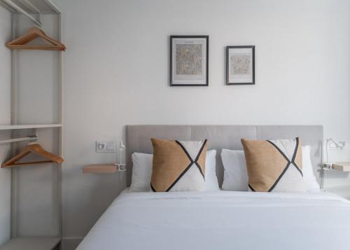 Bright cozy - 2 Bdrs 2 Baths -Barrio Salamanca