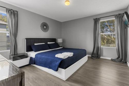 25% Off 7BR Theme Villa PoolSpaGameRoom photo 22