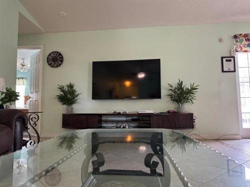 25% Off 4BR Pool VillaGame Room photo 13