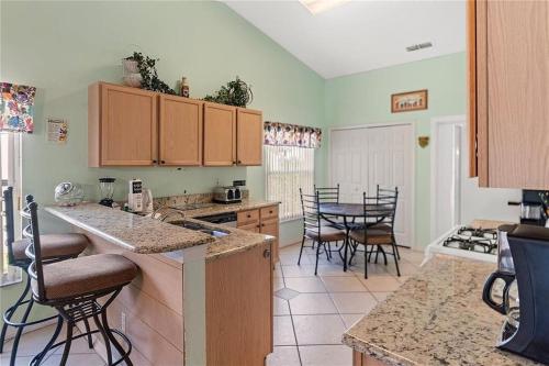25% Off 4BR Pool VillaGame Room photo 15
