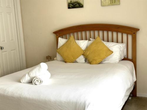 25% Off Sunset Themed Retreat photo 9