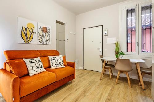 Modern Apartment near Metro - Easy Access Duomo