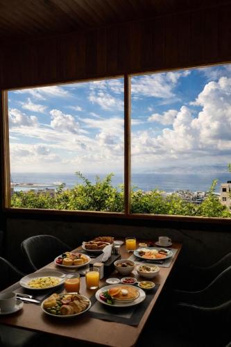 Aroma Hotel — Sea view