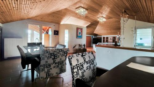 Pavlo's Wooden Penthouse Maisonette