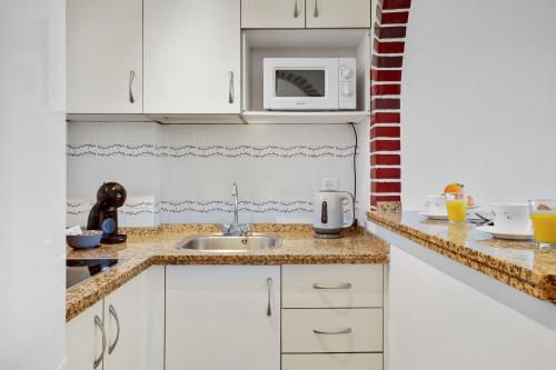 Vistamarina 202B By IVI Real Estate