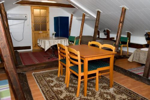 Zona d'estar a Kartano Hostel