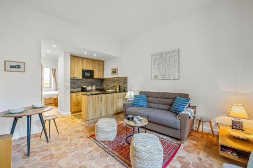 REF 2038 - Cannes - Superb fully renovated one-bedroom apartment