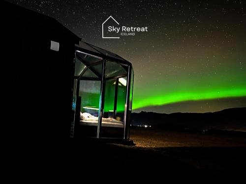 Aurora Glass Cabin II Private sauna and Jacuzzi