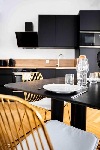 Charming apartment- 2BR-4P- Quai du Rhone